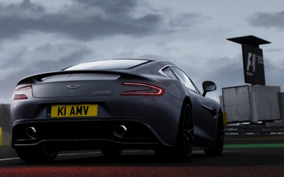 Aston Martin Vanquish 2013 - GTA4
